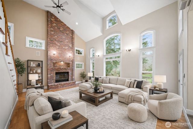 6221 63rd Avenue NE, Olympia, WA 98516