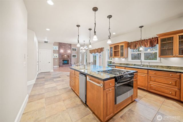 6221 63rd Avenue NE, Olympia, WA 98516