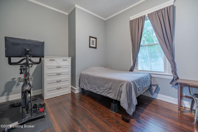 1135 Goss Ave, Louisville, KY 40217