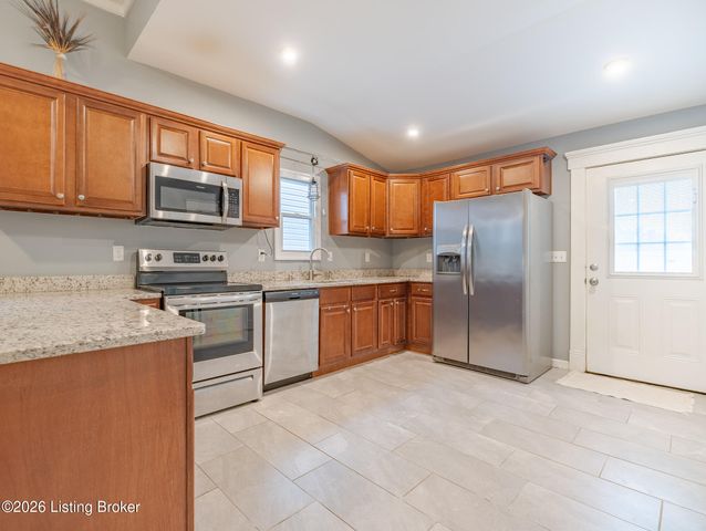 1135 Goss Ave, Louisville, KY 40217