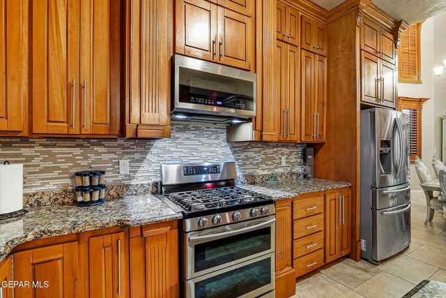 3104 RUSTIC VALLEY Place, El Paso, TX 79938