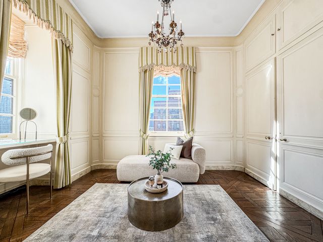 1260 N Astor Street 7, Chicago, IL 60610