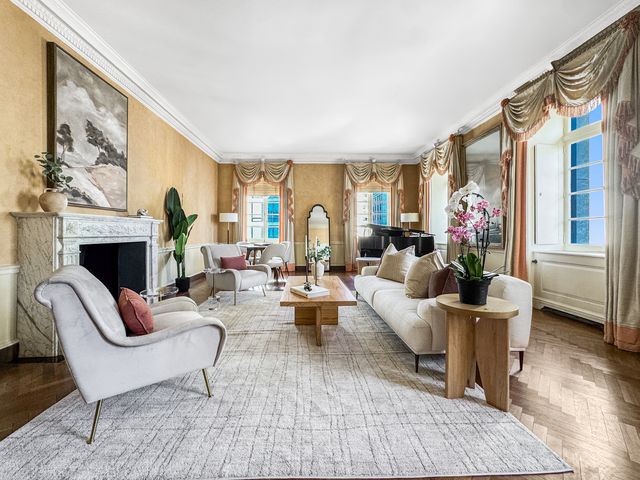 1260 N Astor Street 7, Chicago, IL 60610