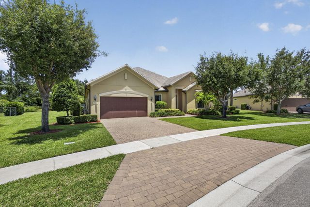 4023 Siena Circle, Wellington, FL 33414