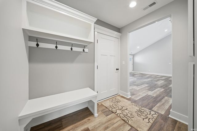 1316 S Lee Street, Garrett, IN 46738