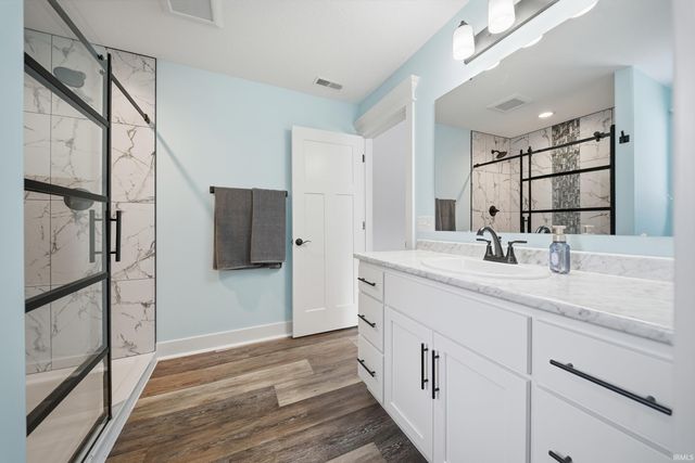 1316 S Lee Street, Garrett, IN 46738