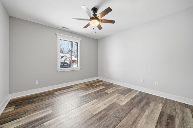 1316 S Lee Street, Garrett, IN 46738