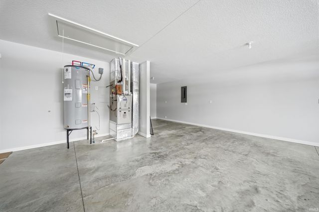 1316 S Lee Street, Garrett, IN 46738