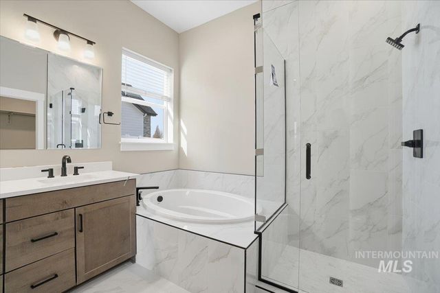 2531 E Skokie St, Eagle, ID 83616