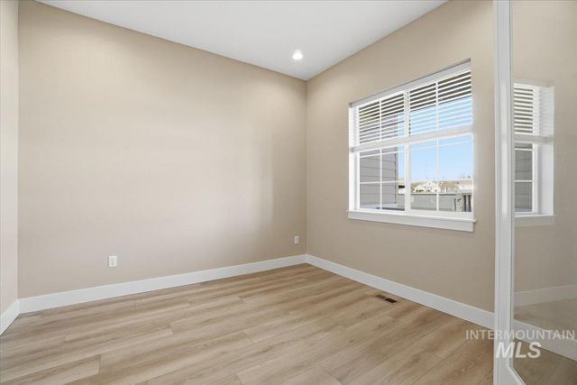 2531 E Skokie St, Eagle, ID 83616