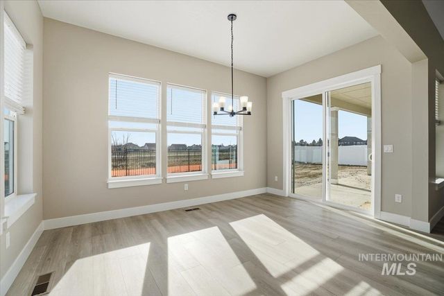 2531 E Skokie St, Eagle, ID 83616