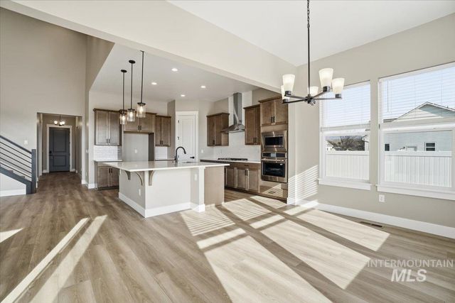 2531 E Skokie St, Eagle, ID 83616