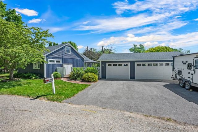 209 Eastwood Court, Barrington, IL 60010