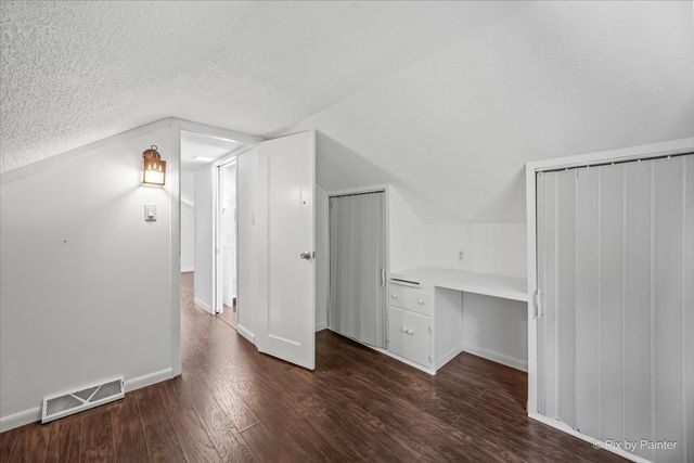 209 Eastwood Court, Barrington, IL 60010