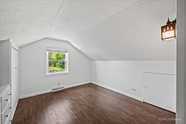 209 Eastwood Court, Barrington, IL 60010