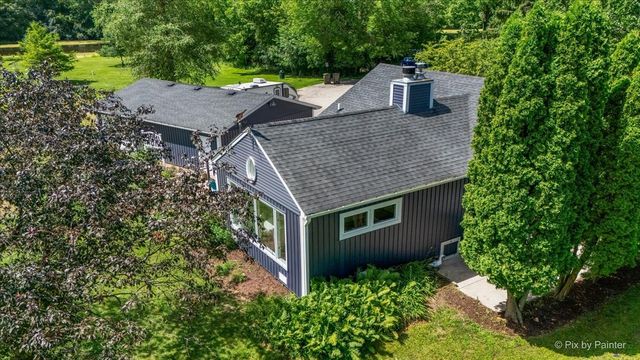 209 Eastwood Court, Barrington, IL 60010