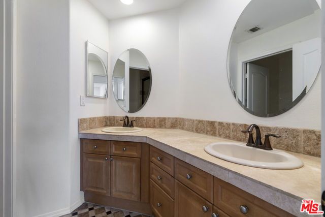 14321 Hortense Street, Sherman Oaks, CA 91423