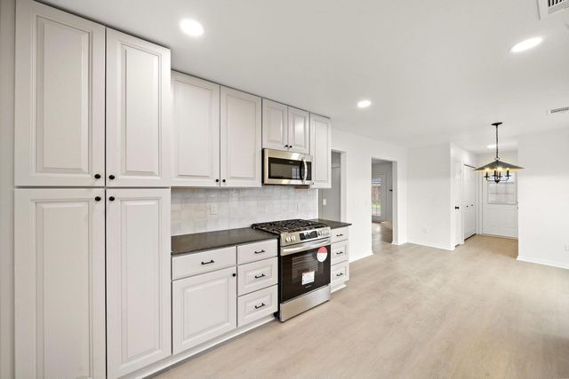 15411 Robin Grove Court, Cypress, TX 77433