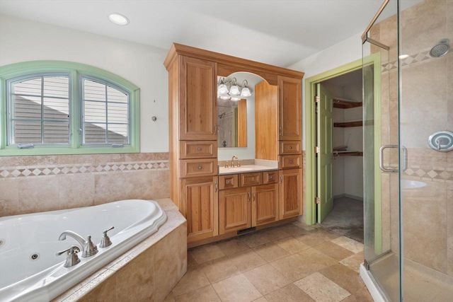 7205 2nd AVENUE, Kenosha, WI 53143