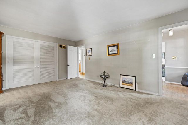 7205 2nd AVENUE, Kenosha, WI 53143