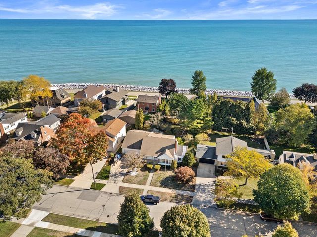 7205 2nd AVENUE, Kenosha, WI 53143