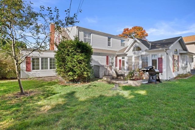 7205 2nd AVENUE, Kenosha, WI 53143