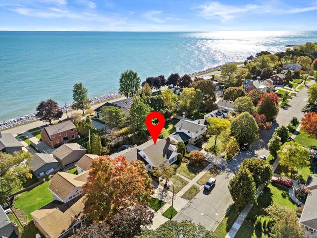7205 2nd AVENUE, Kenosha, WI 53143
