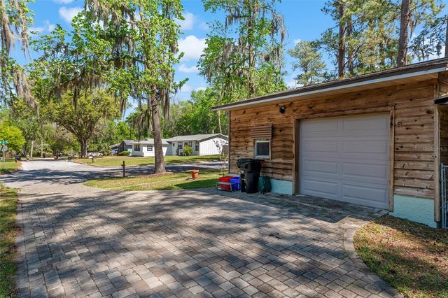 10219 NW 4TH PLACE, Gainesville, FL 32607