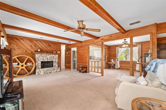 10219 NW 4TH PLACE, Gainesville, FL 32607