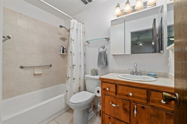 10219 NW 4TH PLACE, Gainesville, FL 32607