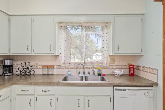 10219 NW 4TH PLACE, Gainesville, FL 32607