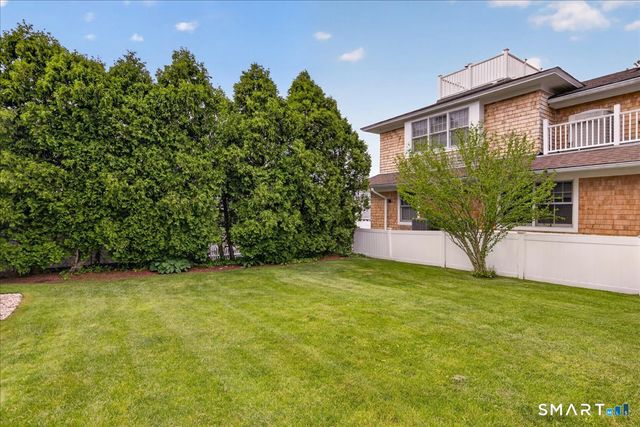 14 Island View Avenue, Branford, CT 06405