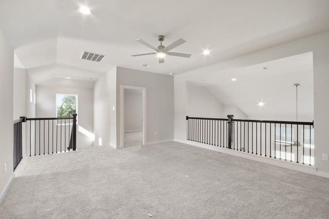 3235 Bushy Hawthorn Drive, Conroe, TX 77301