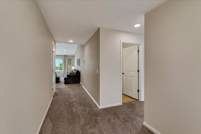 248 Tall Grass Trail, Sun Prairie, WI 53590