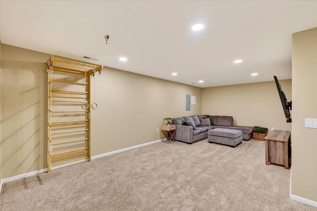 248 Tall Grass Trail, Sun Prairie, WI 53590