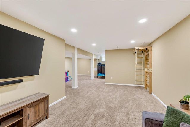248 Tall Grass Trail, Sun Prairie, WI 53590