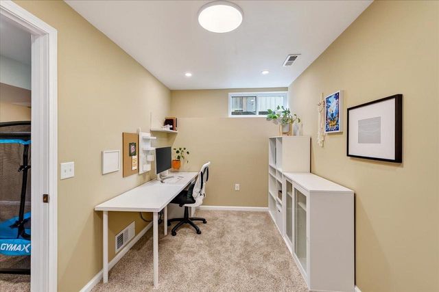 248 Tall Grass Trail, Sun Prairie, WI 53590