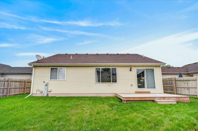 248 Tall Grass Trail, Sun Prairie, WI 53590