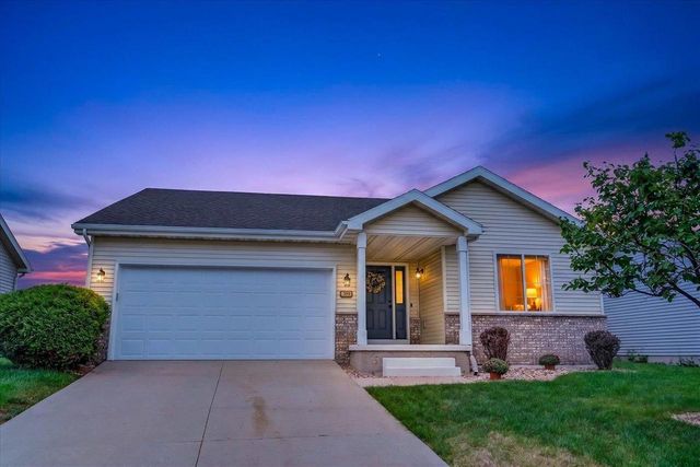248 Tall Grass Trail, Sun Prairie, WI 53590