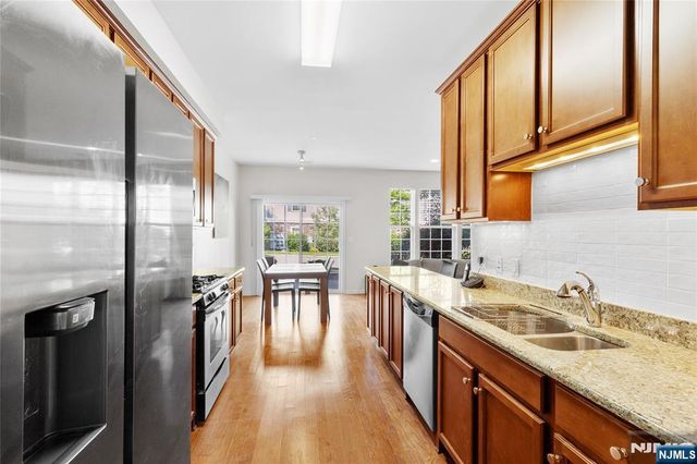 505 Lopez Lane, Morris Plains Borough, NJ 07950