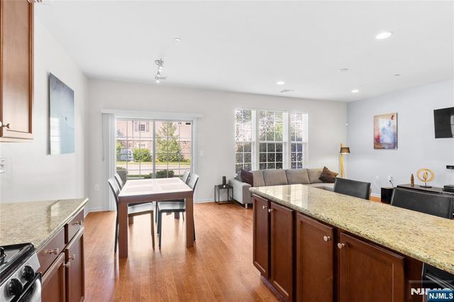 505 Lopez Lane, Morris Plains Borough, NJ 07950