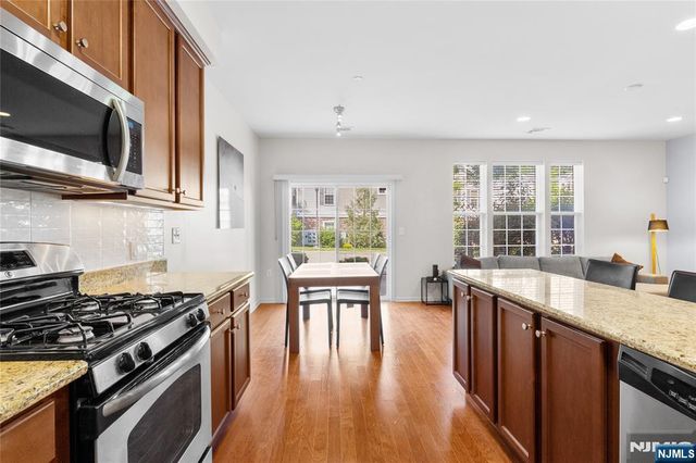 505 Lopez Lane, Morris Plains Borough, NJ 07950