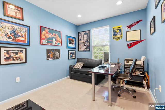 505 Lopez Lane, Morris Plains Borough, NJ 07950