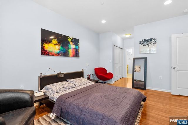 505 Lopez Lane, Morris Plains Borough, NJ 07950