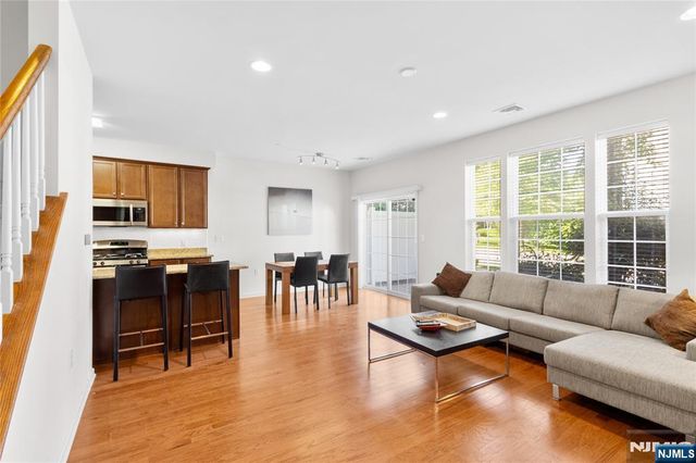 505 Lopez Lane, Morris Plains Borough, NJ 07950