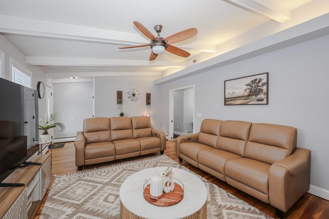 2052 Lake Shore Road, Manchester, NH 03109