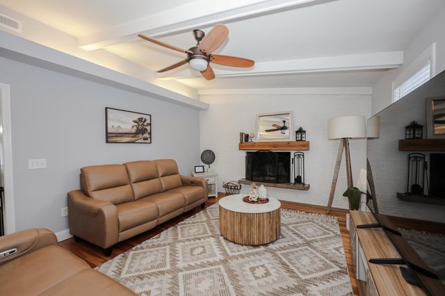 2052 Lake Shore Road, Manchester, NH 03109