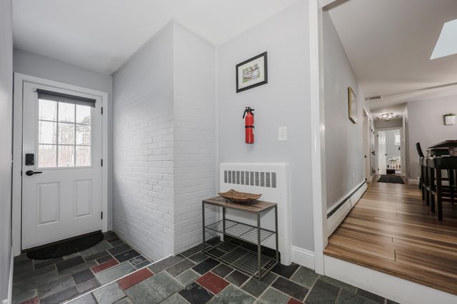 2052 Lake Shore Road, Manchester, NH 03109