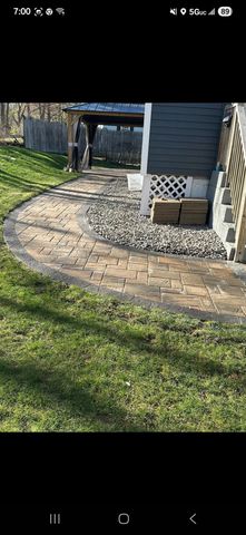 2052 Lake Shore Road, Manchester, NH 03109