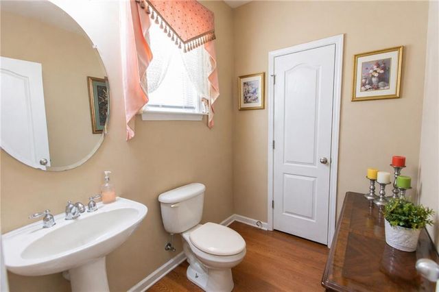 300 Hampton Place, Canton, GA 30115